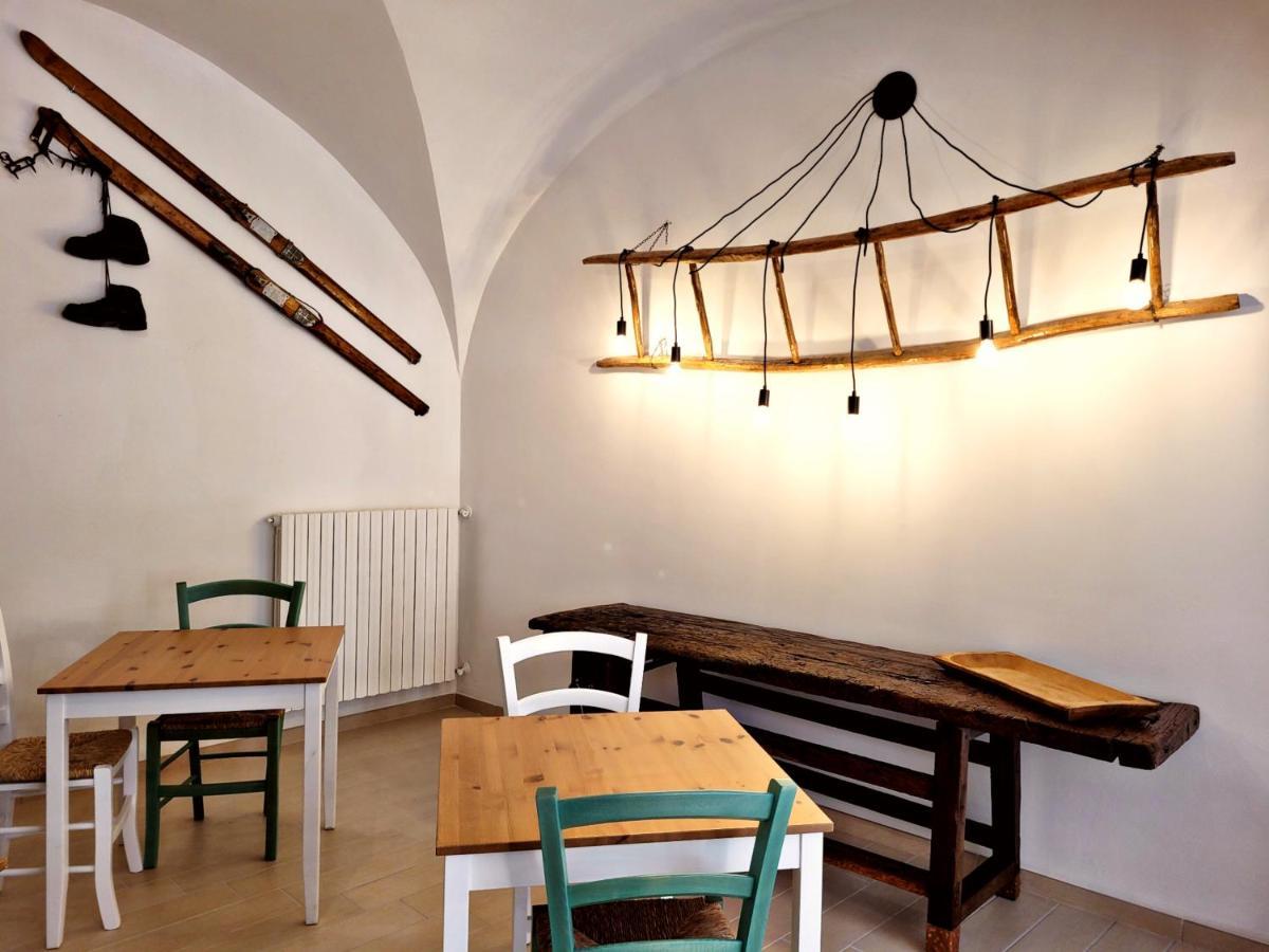 Il Bivacco Del Duomo Bed & Breakfast L'Aquila Bagian luar foto
