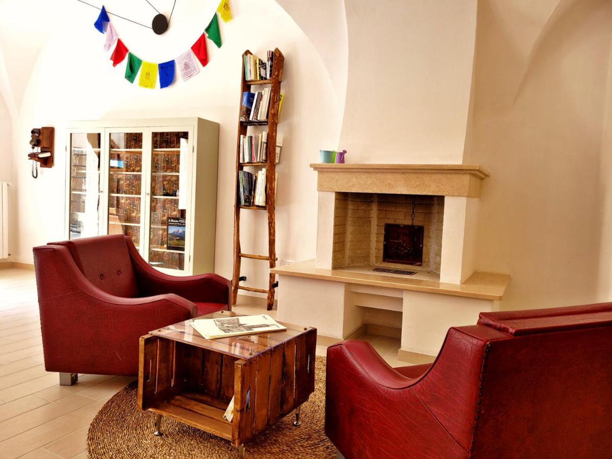 Il Bivacco Del Duomo Bed & Breakfast L'Aquila Bagian luar foto