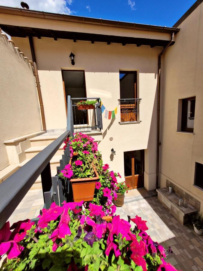 Il Bivacco Del Duomo Bed & Breakfast L'Aquila Bagian luar foto