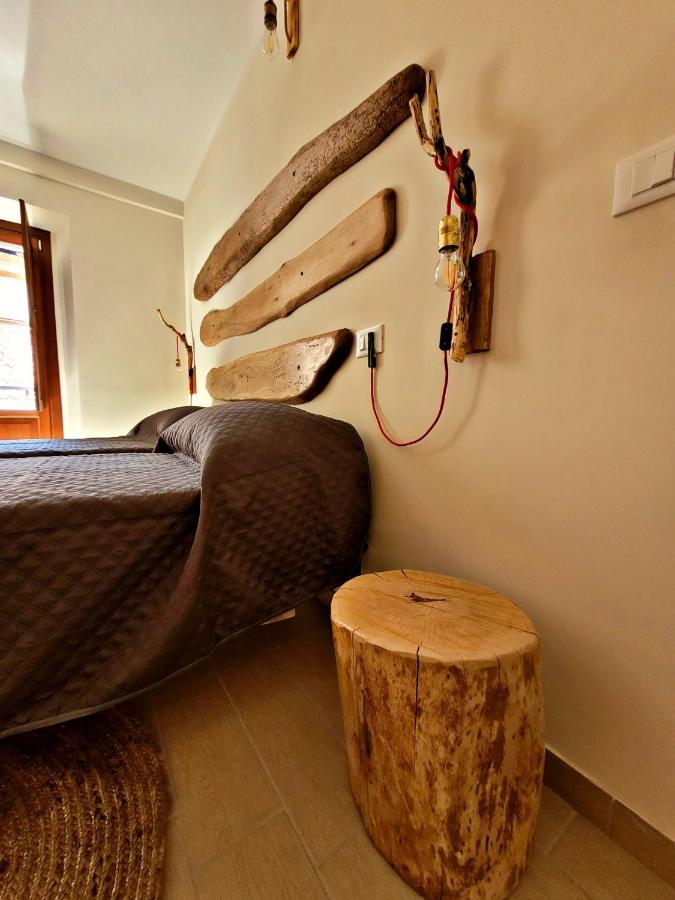 Il Bivacco Del Duomo Bed & Breakfast L'Aquila Bagian luar foto