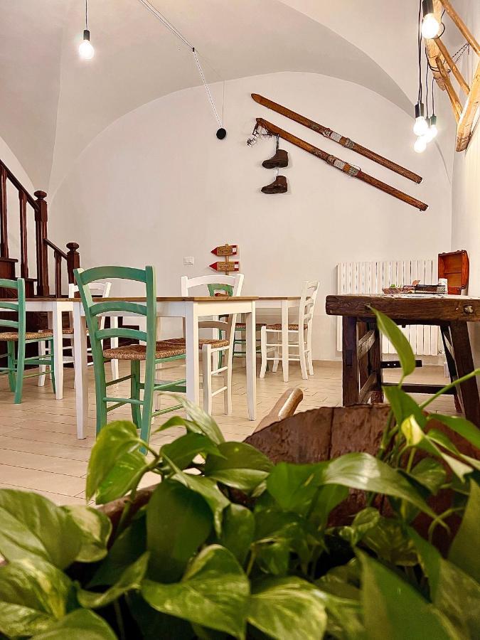 Il Bivacco Del Duomo Bed & Breakfast L'Aquila Bagian luar foto