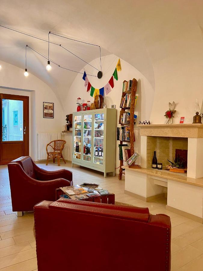 Il Bivacco Del Duomo Bed & Breakfast L'Aquila Bagian luar foto