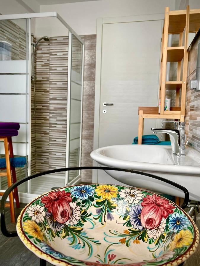 Il Bivacco Del Duomo Bed & Breakfast L'Aquila Bagian luar foto